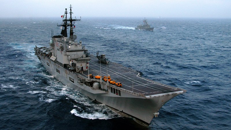 Авианосец "Джузеппе Гарибальди", Италия